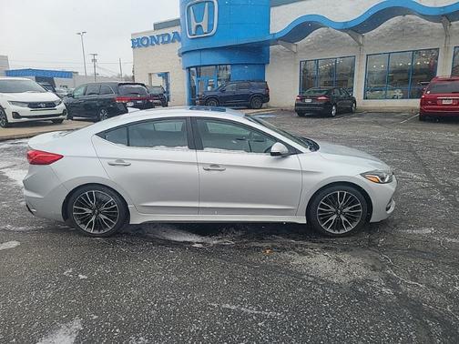 2018 Hyundai ELANTRA Sport