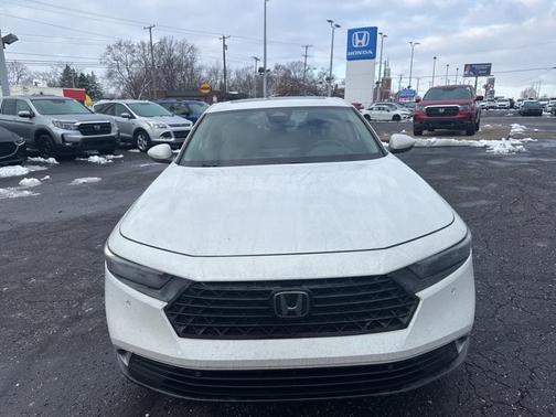 2023 Honda Accord Hybrid Touring