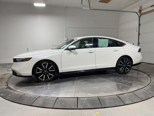 2023 Honda Accord Hybrid Touring