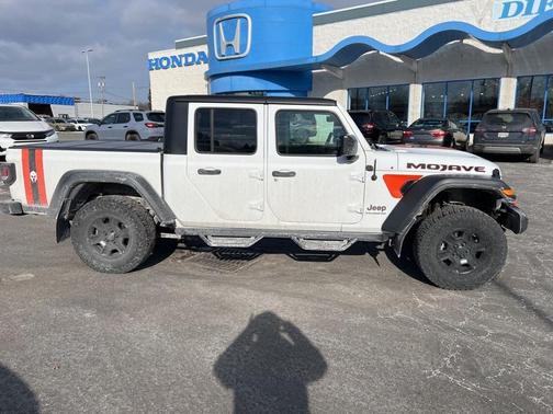 2023 Jeep Gladiator Mojave 4x4