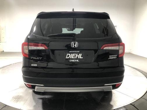 2020 Honda Pilot Touring 8-Passenger