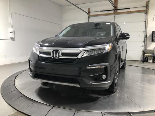 2020 Honda Pilot Touring 8-Passenger
