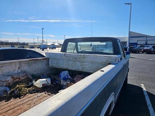 1982 Ford F100 