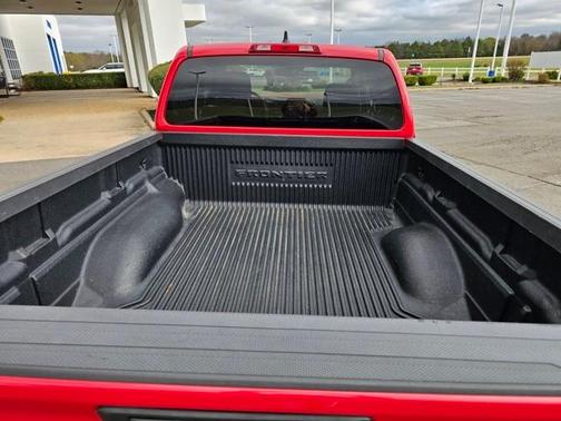 2023 Nissan Frontier S