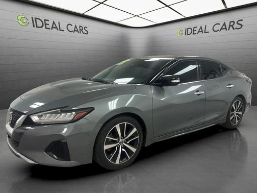 Gun Metallic 2021 Nissan Maxima 3.5 SV