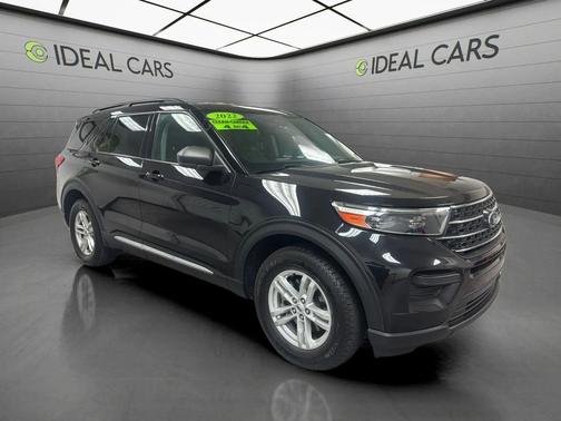 Agate Black 2022 Ford Explorer XLT