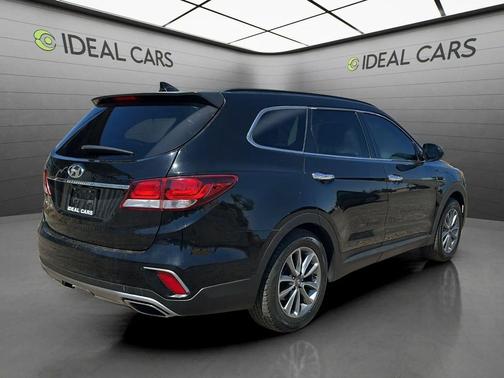 Becketts Black 2018 Hyundai SANTA FE SE