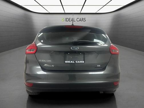 Stealth Gray 2016 Ford Focus SE