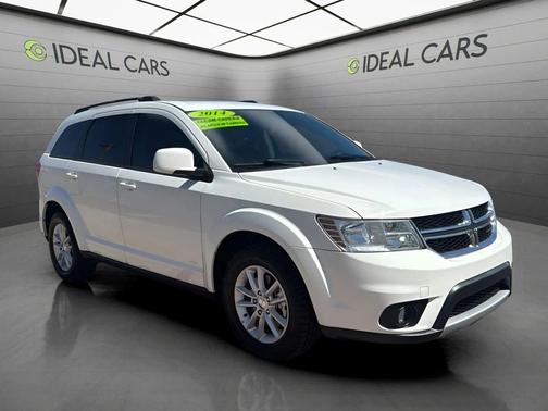 White 2014 Dodge Journey SXT