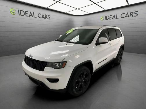 Bright White Clearcoat 2019 Jeep Grand Cherokee Upland