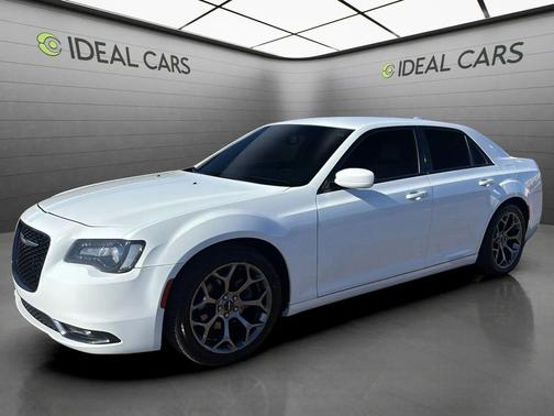Bright White Clearcoat 2017 Chrysler 300 S