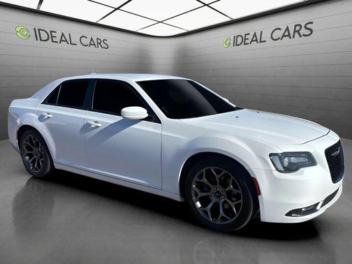 Bright White Clearcoat 2017 Chrysler 300 S