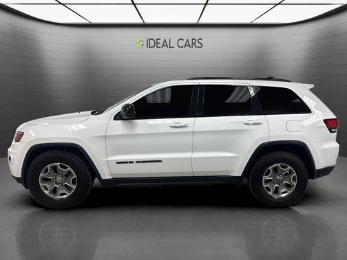 Bright White Clearcoat 2018 Jeep Grand Cherokee Upland