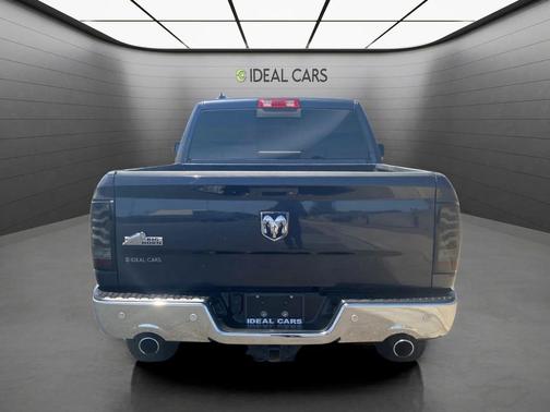Maximum Steel Metallic Clearcoat 2017 RAM 1500 Big Horn