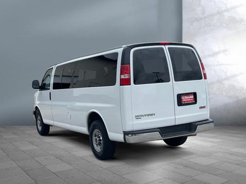 2017 GMC Savana 3500 LT