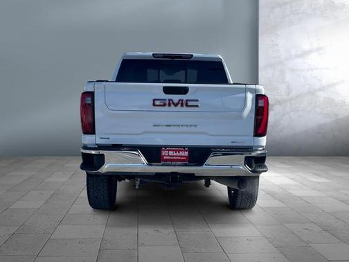 2024 GMC Sierra 2500 SLT