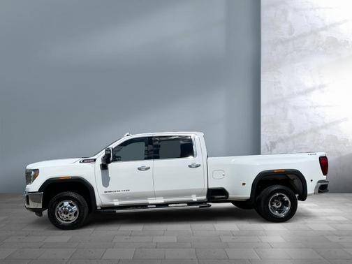 2022 GMC Sierra 3500 SLT