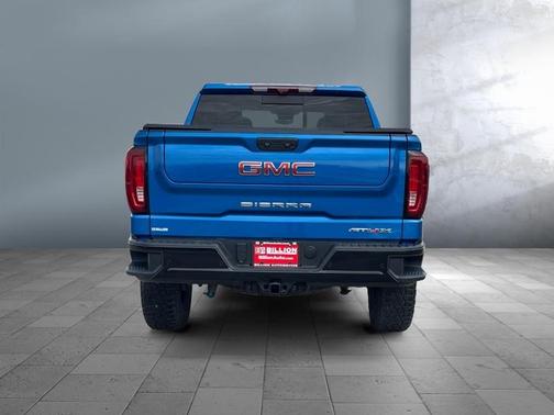 2023 GMC Sierra 1500 AT4X