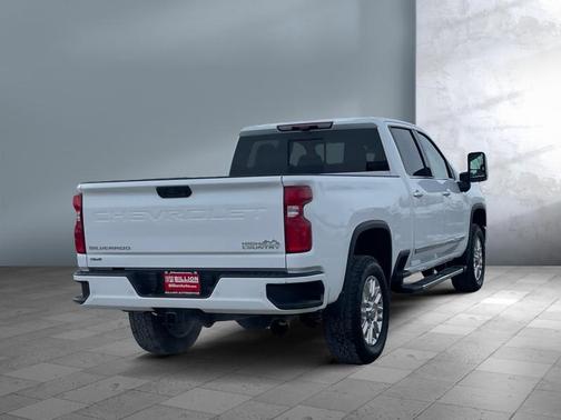 2024 Chevrolet Silverado 2500 High Country