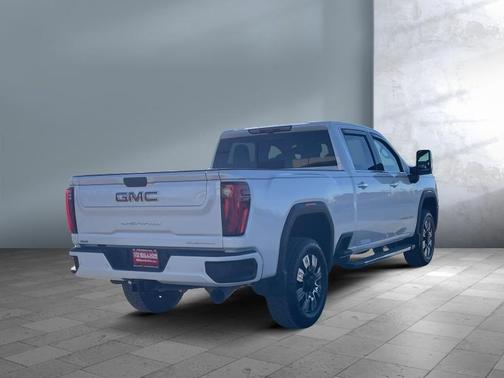 2024 GMC Sierra 2500 Denali