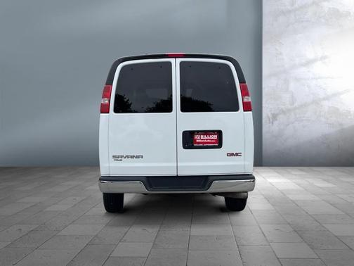 2017 GMC Savana 3500 LT