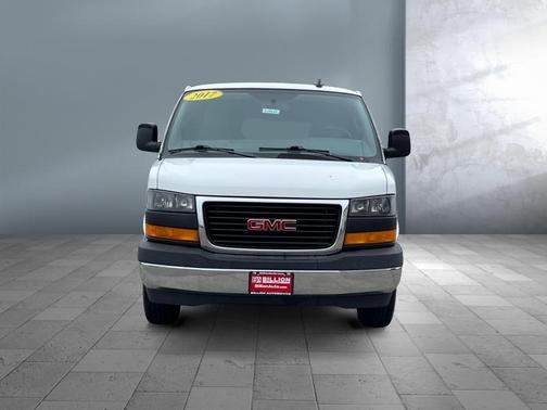 2017 GMC Savana 3500 LT