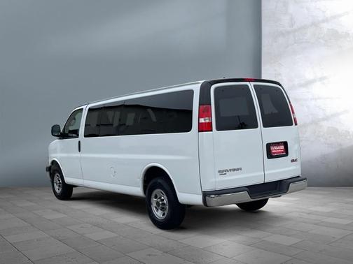2017 GMC Savana 3500 LT