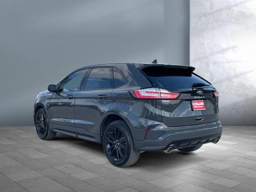 2021 Ford Edge ST-Line