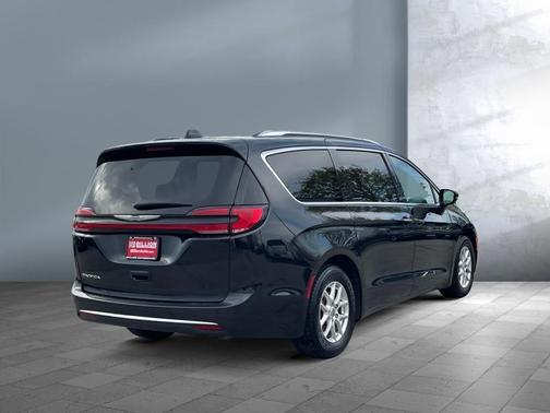 2021 Chrysler Pacifica Touring-L