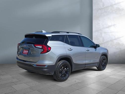 2024 GMC Terrain AT4