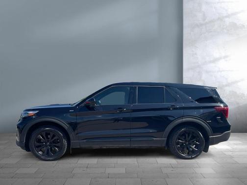 2022 Ford Explorer ST-Line