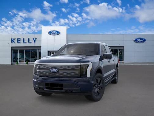 2025 Ford F-150 Lightning LARIAT
