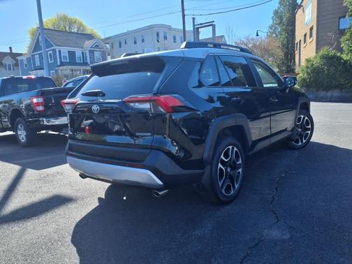 2019 Toyota RAV4 Adventure