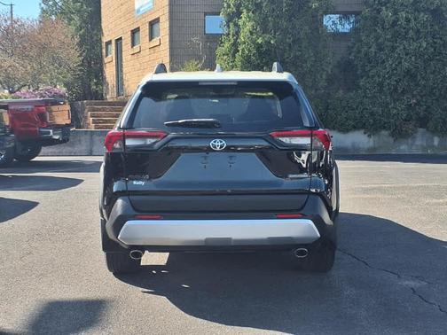 2019 Toyota RAV4 Adventure