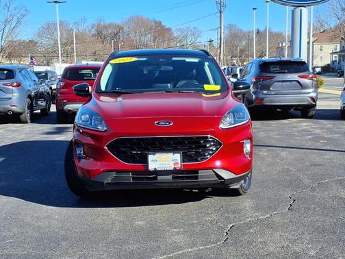 2021 Ford Escape SEL