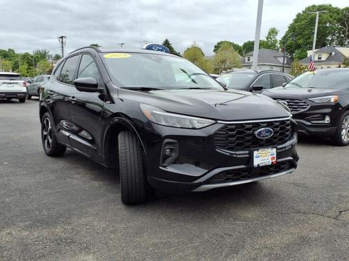 2024 Ford Escape ST-Line Select
