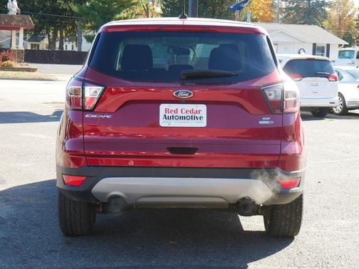 Ruby Red Metallic Tinted Clearcoat 2017 Ford Escape SE