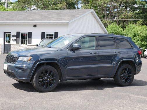 Rhino Clearcoat 2017 Jeep Grand Cherokee Altitude