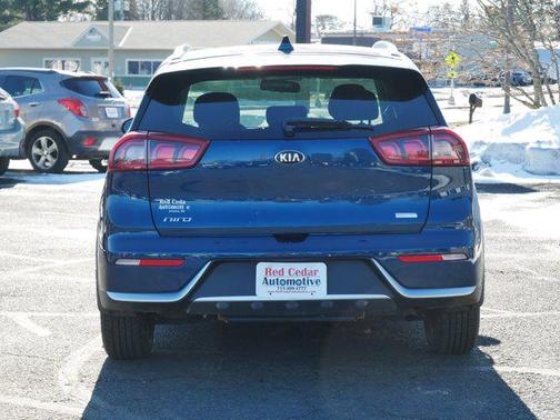 2017 Kia Niro LX