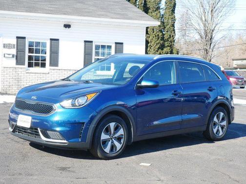 2017 Kia Niro LX