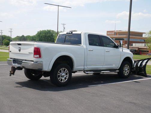 2018 RAM 2500 Laramie Crew Cab 4x4 6'4' Box