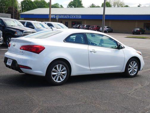 Snow White Pearl 2014 Kia Forte Koup EX