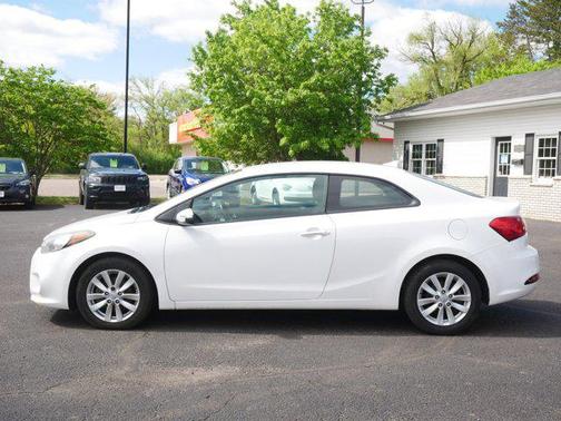 Snow White Pearl 2014 Kia Forte Koup EX