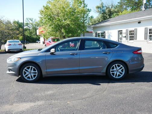 Sterling Gray Metallic 2014 Ford Fusion SE