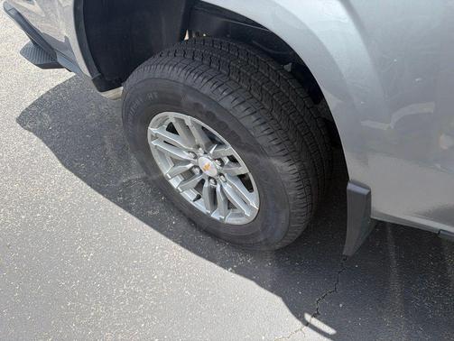 Sterling Gray Metallic 2026 Chevrolet Colorado LT