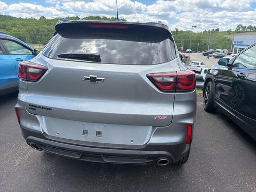 Sterling Gray Metallic 2026 Chevrolet Trailblazer RS