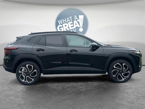 2025 Chevrolet Trax FWD 2RS