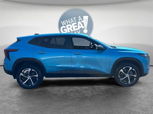 2025 Chevrolet Trax FWD 1RS