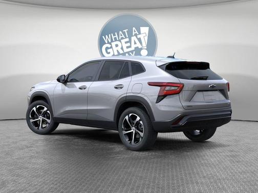 Sterling Gray Metallic 2026 Chevrolet Trax FWD 1RS