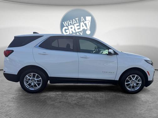 Summit White 2023 Chevrolet Equinox 1LT